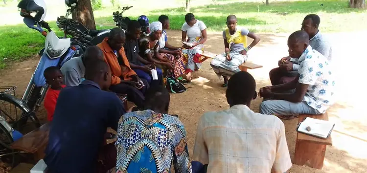 Yendu maam cenŋu n baa sonm nand